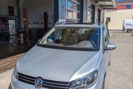 VW Touran 180.000 km 6.999 &euro; Breisach am Rhein 79206