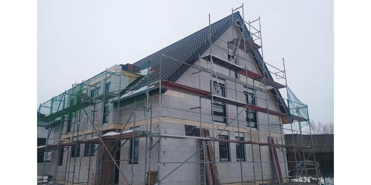 Doppelhaushälfte Kirchlengern - 5.5 Zimmer, 143 m&sup2;, 1.690&euro; | Angebot:25355802