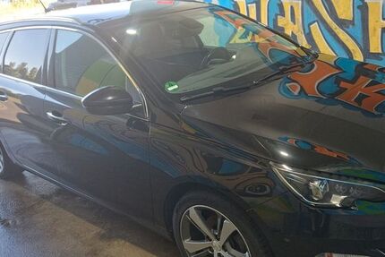 Peugeot 308 173.000 km 6.300 &euro; Alzenau 63755