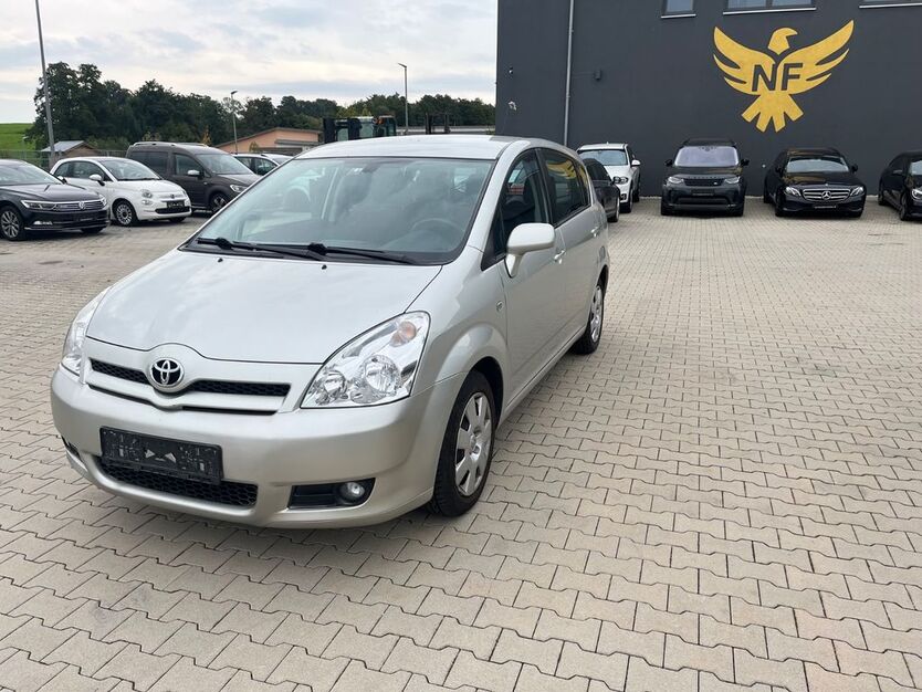 Toyota Corolla Verso 139.900 km 3.990 € Mengkofen 84152