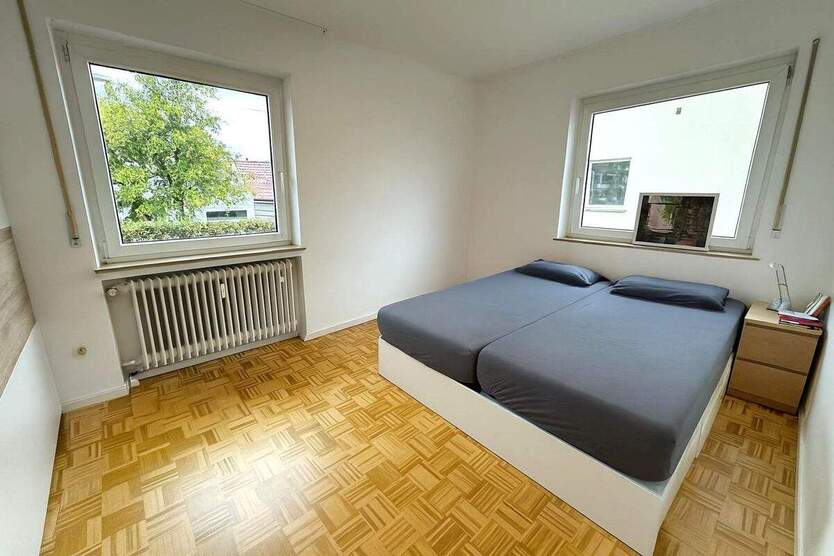 Großzügige, renovierte 3,5-Zimmerwohnung mit großem Südbalkon in bevorzugter Lage 3 zimmer