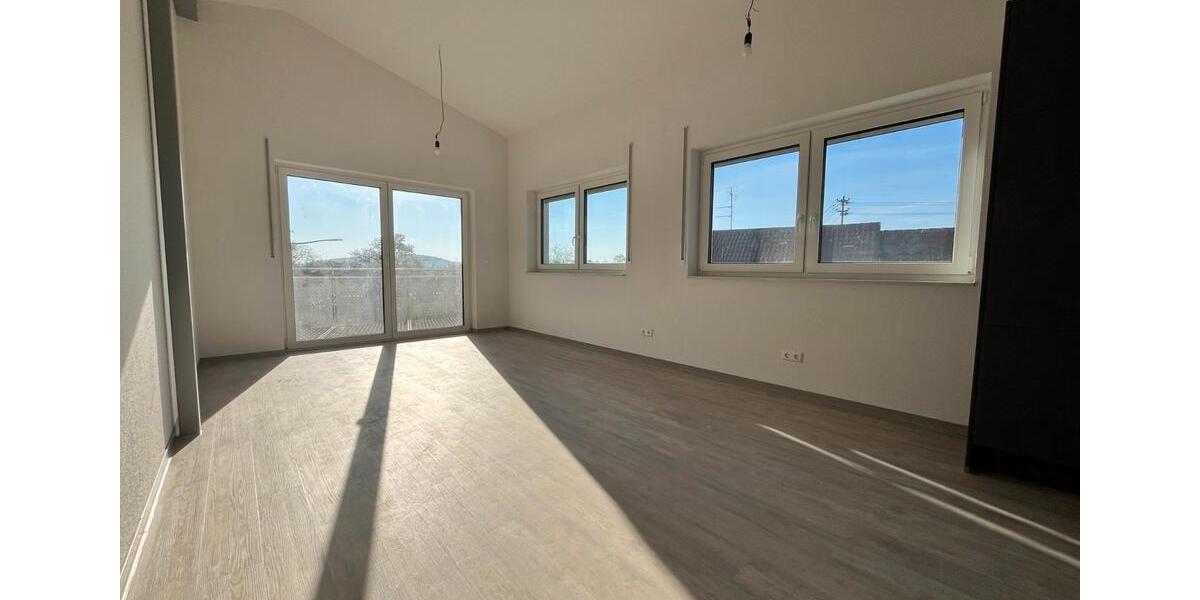 Dachgeschoßwohnung Frankenhardt - 3 Zimmer, 99 m&sup2;, 1.188&euro; | Angebot:26300628