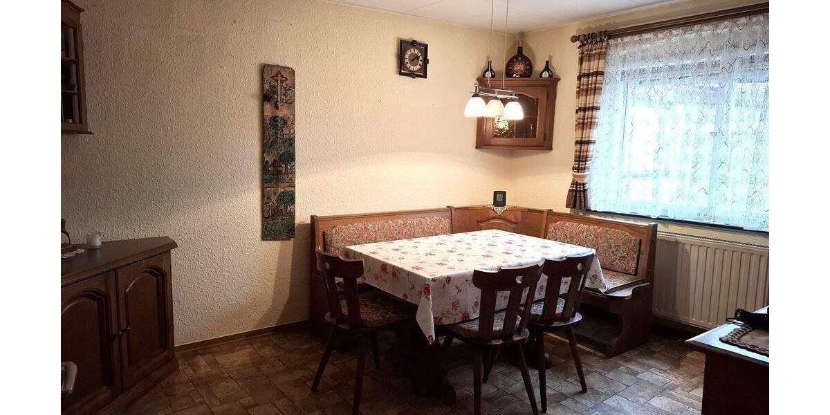 Reihenmittelhaus Thüngersheim - 5 Zimmer, 132 m&sup2;, 254.000&euro; | Angebot:25773569