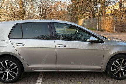 VW Golf 131.000 km 8.489 &euro; Heidelberg 69126