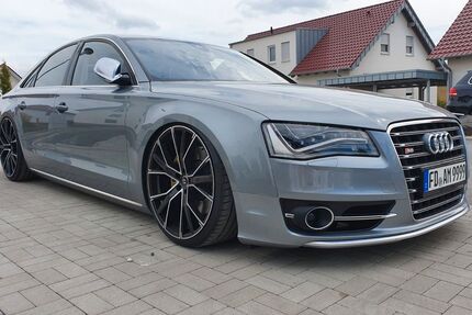 Audi A8 161.000 km 19.600 &euro; Hünfeld 36088