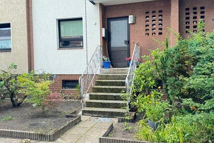 Ansprechendes 5-Zimmer-Reihenhaus mit guter Innenausstattung 5 zimmer