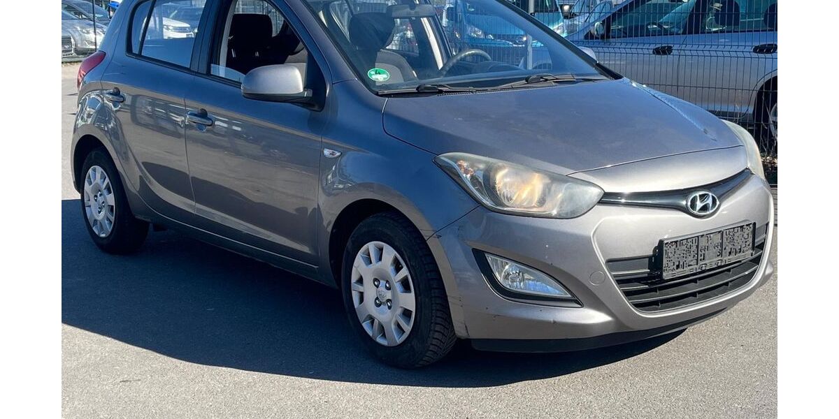 Hyundai i20 168.289 km 3.000 &euro; Wildau 15745