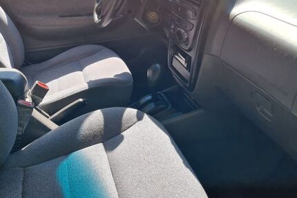 Kia Sportage 180.000 km 2.500 &euro; Barntrup 32683