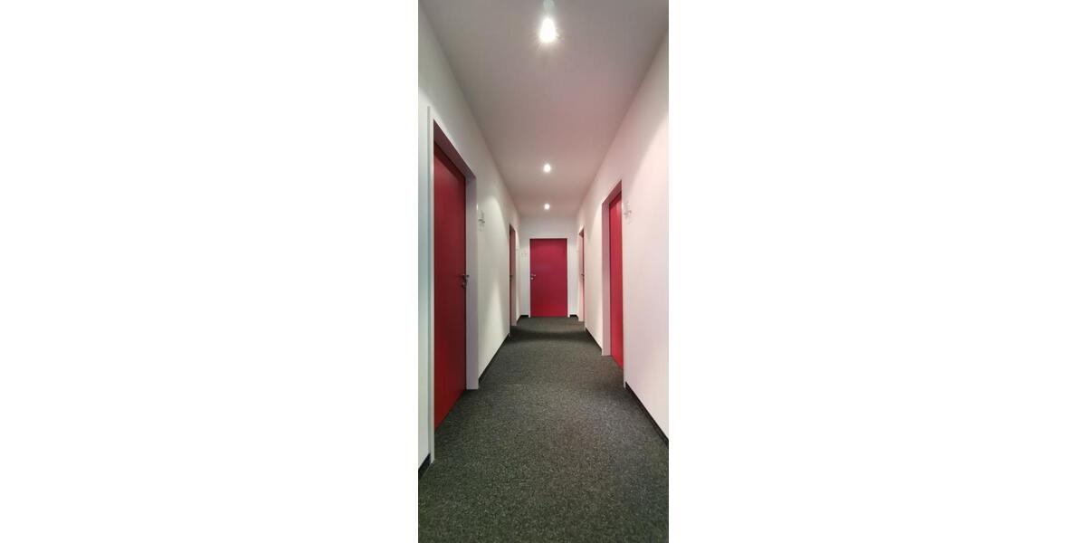 Geschäftsräume 261 m² im Ärztehaus mit 8 eigenen Parkplätzen WT zimmer