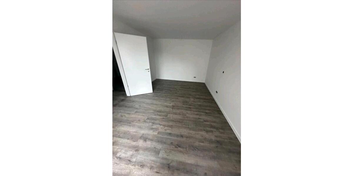 Etagenwohnung Würselen - 5 Zimmer, 125 m&sup2;, 1.550&euro; | Angebot:24727023