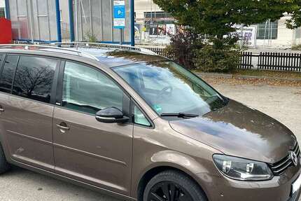 VW Touran 154.000 km 4.750 € Nersingen 89278