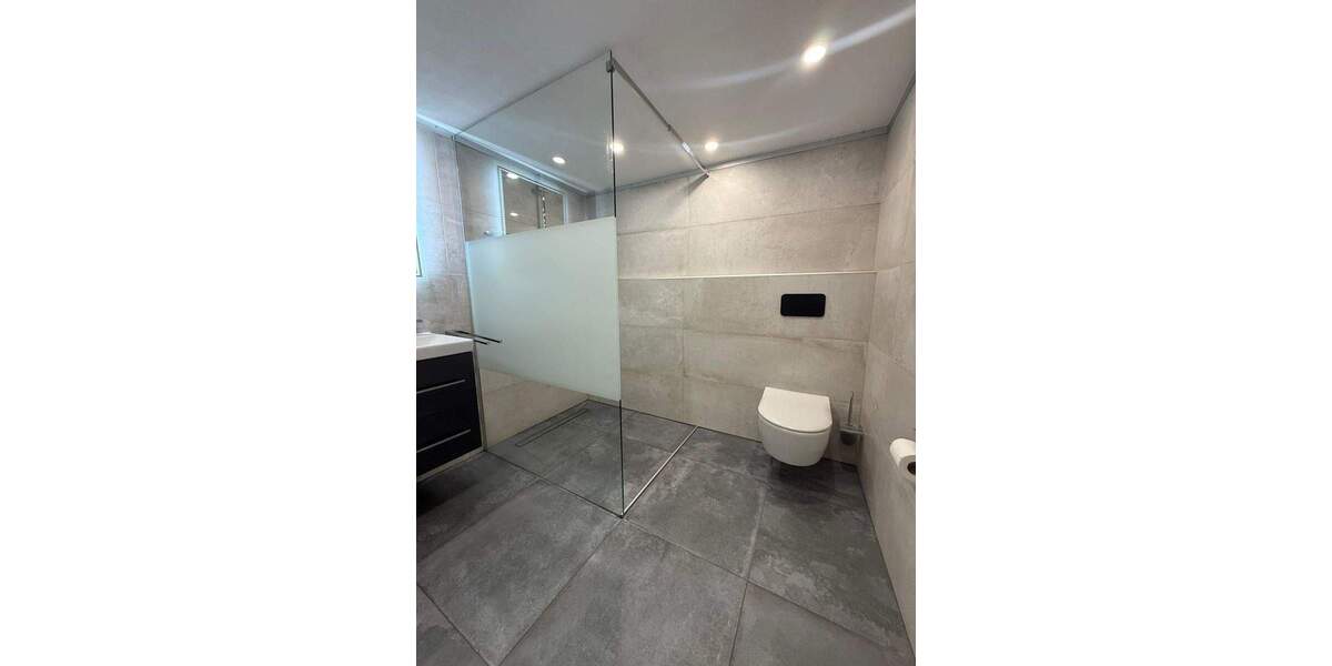 Mehrfamilienhaus, Wohnhaus Waltershausen - 4 Zimmer, 100 m&sup2;, 790&euro; | Angebot:25732008