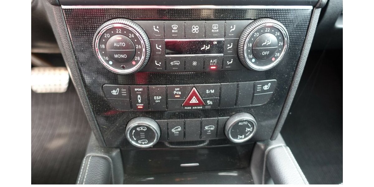 Mercedes-Benz ML 320 CDI Bi-Xenon Sportp. AHK 8x Alu eGHSD Memor 303.200 km 7.950 &euro; Neumarkt/OPf 92318