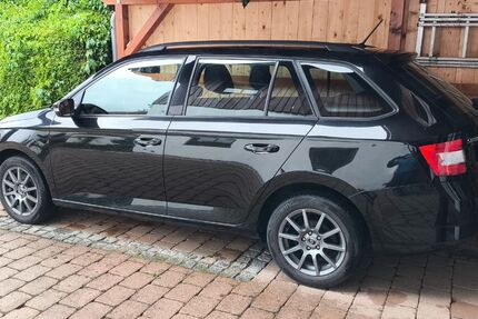 Skoda Fabia 126.972 km 7.600 &euro; Anger 83454