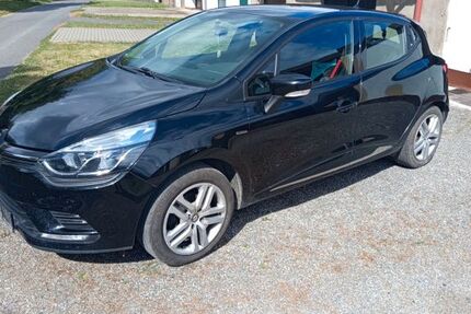 Renault Clio 47.000 km 7.500 &euro; Helbedündorf 99713