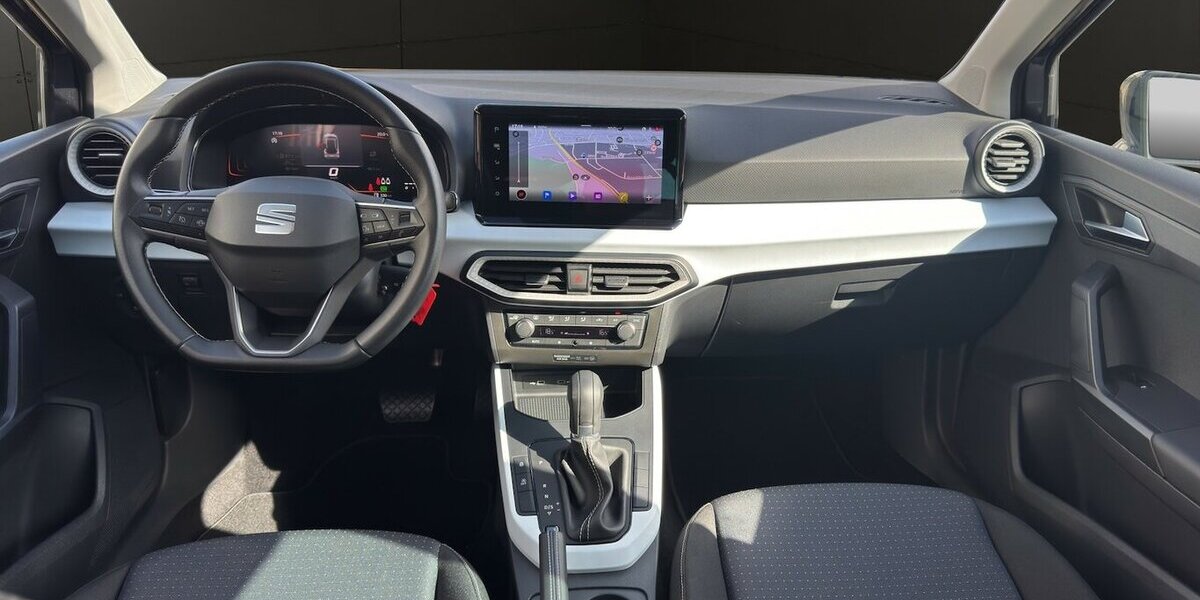 Seat Arona Style *DSG/Navi/LED/PDC/Tempomat/Alu* 4.372 km 20.990 &euro; Bamberg 96052
