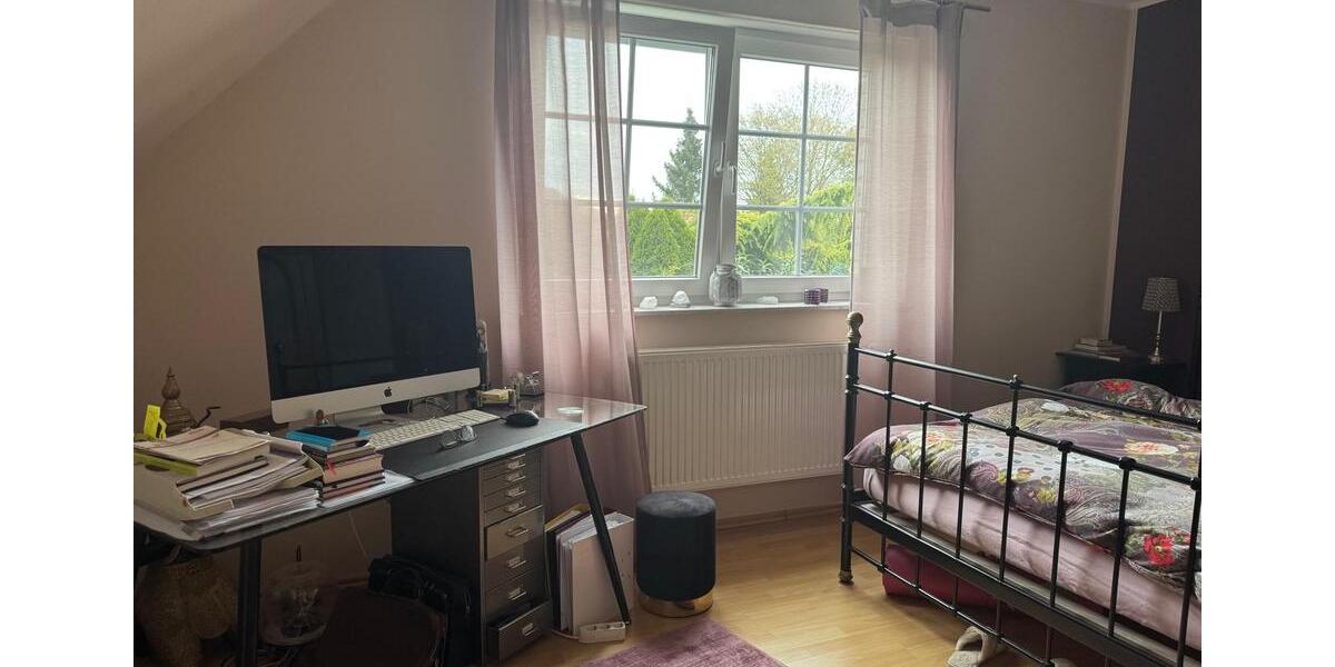 Etagenwohnung Rinteln - 6 Zimmer, 220 m&sup2;, 1.800&euro; | Angebot:26351998