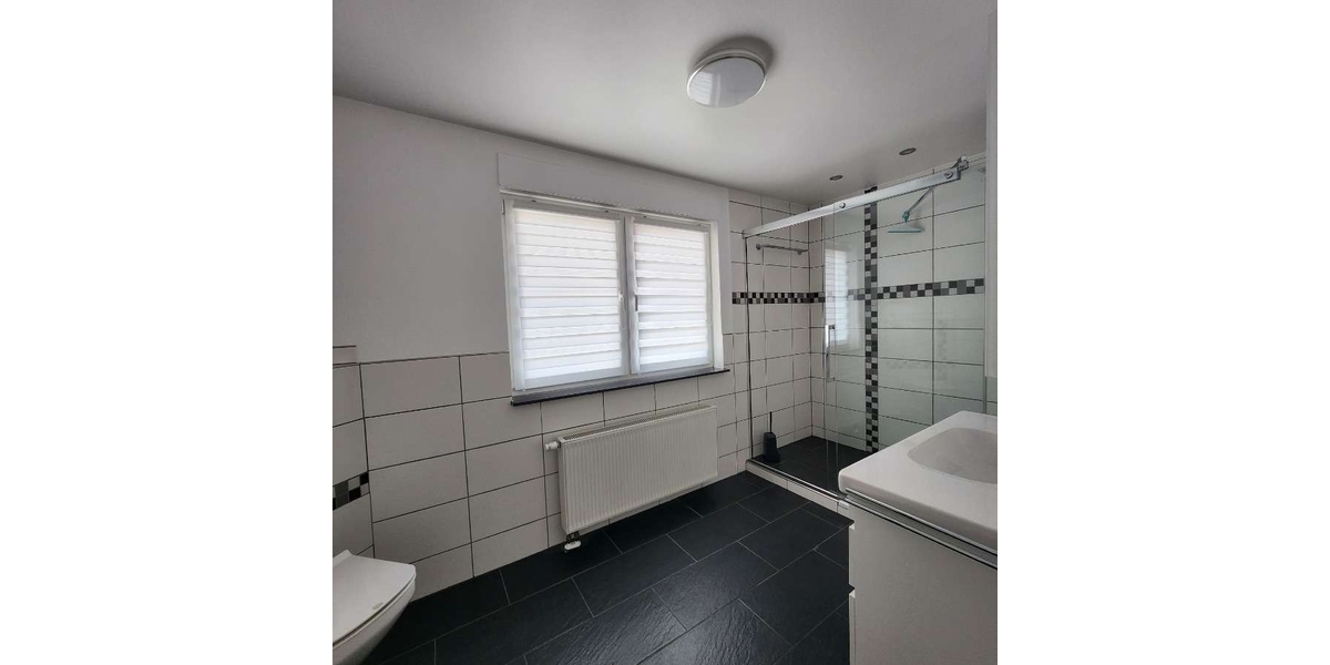 Attraktiv modernisierte Doppelhaushälfte mit hohem Wohnkomfort in Katzenbach - Doppelhaushälfte Hütschenhausen Katzenbach | Angebot:27116583