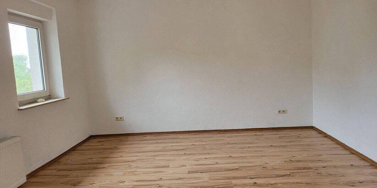 Etagenwohnung Auderath - 4 Zimmer, 105 m&sup2;, 775&euro; | Angebot:26791478