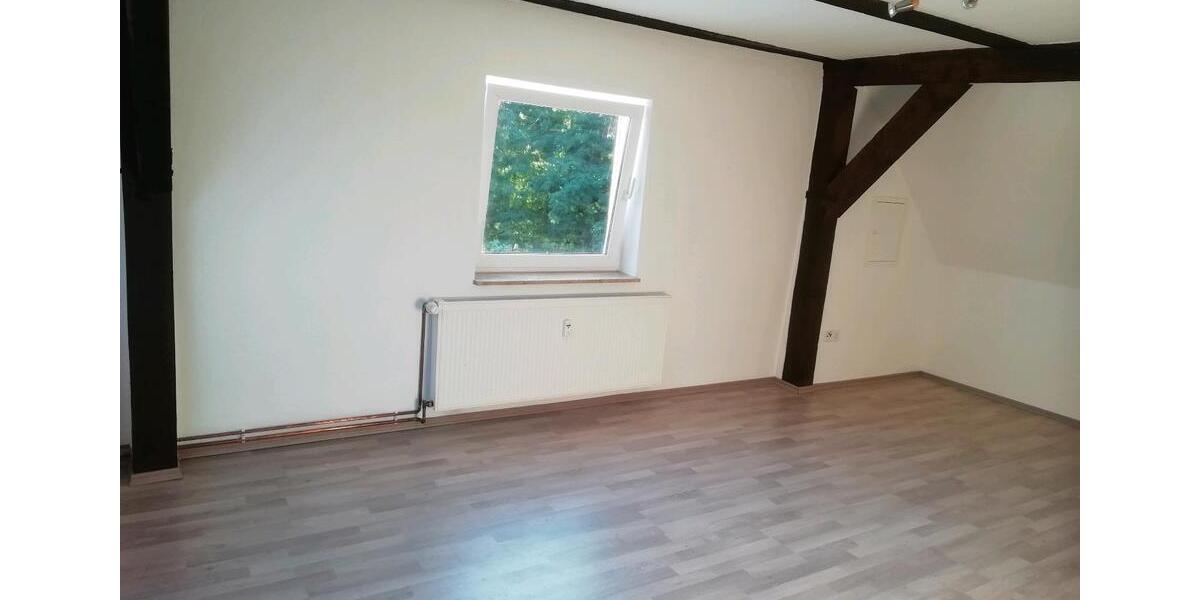Dachgeschoßwohnung Milower Land - 2 Zimmer, 75 m&sup2;, 900&euro; | Angebot:13025697