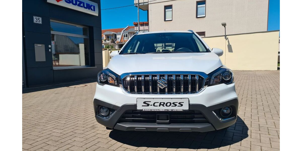 Suzuki (SX4) S-Cross 53.800 km 16.500 &euro; Radebeul 01445