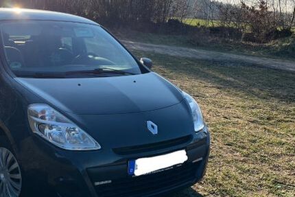 Renault Clio 197.000 km 2.100 &euro; Eutin 23701