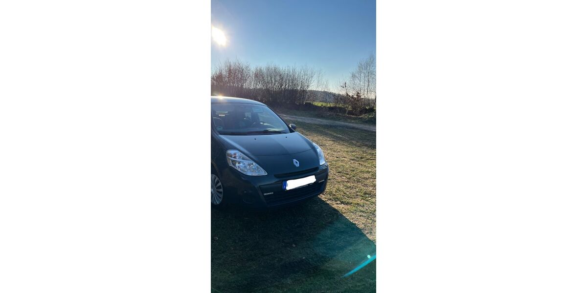 Renault Clio 197.000 km 2.100 &euro; Eutin 23701
