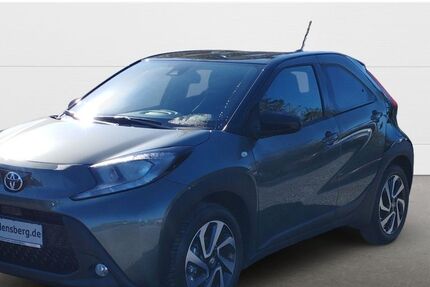 Toyota Aygo (X) 2.688 km 14.490 &euro; Gudensberg 34281