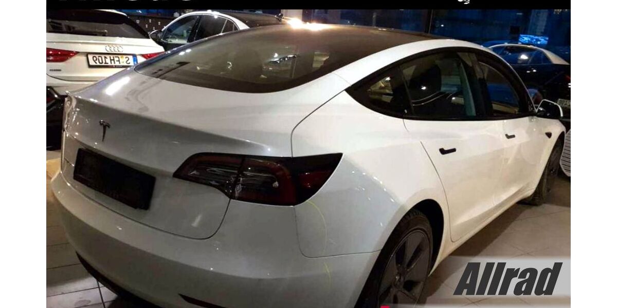 Tesla Model 3 46.750 km 29.720 &euro; Schöningen 38364