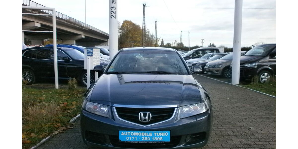 Honda Accord 157.000 km 3.999 &euro; München OT Trudering-Riem 81825