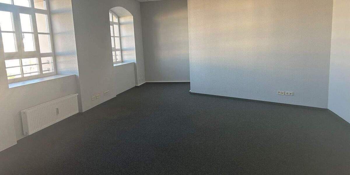 Gewerbeobjekt Halle (Saale) Büschdorf - 1 Zimmer, 488 m&sup2;, 3.990&euro; | Angebot:25671753