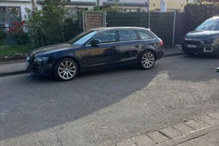 Audi A4 217.000 km 6.900 &euro; Freiburg im Breisgau 79114