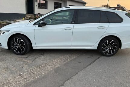 VW Golf 36.800 km 24.800 &euro; Bergneustadt 51702