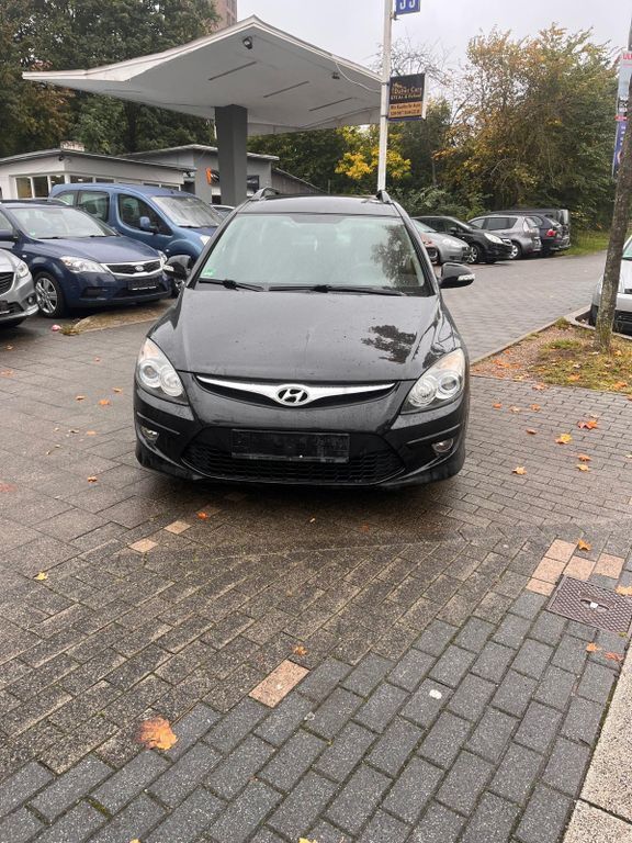 Hyundai i30 236.000 km 2.990 € kiel 24148