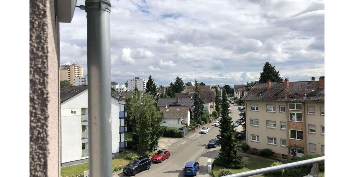 Etagenwohnung Viernheim - 3 Zimmer, 100 m&sup2;, 1.060&euro; | Angebot:27119974