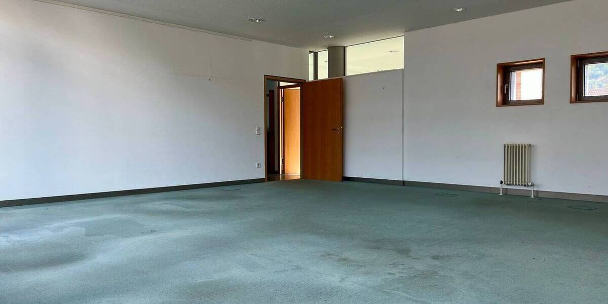 Gewerbeobjekt Künzelsau - 5 Zimmer, 197 m&sup2;, 1.576&euro; | Angebot:25701368