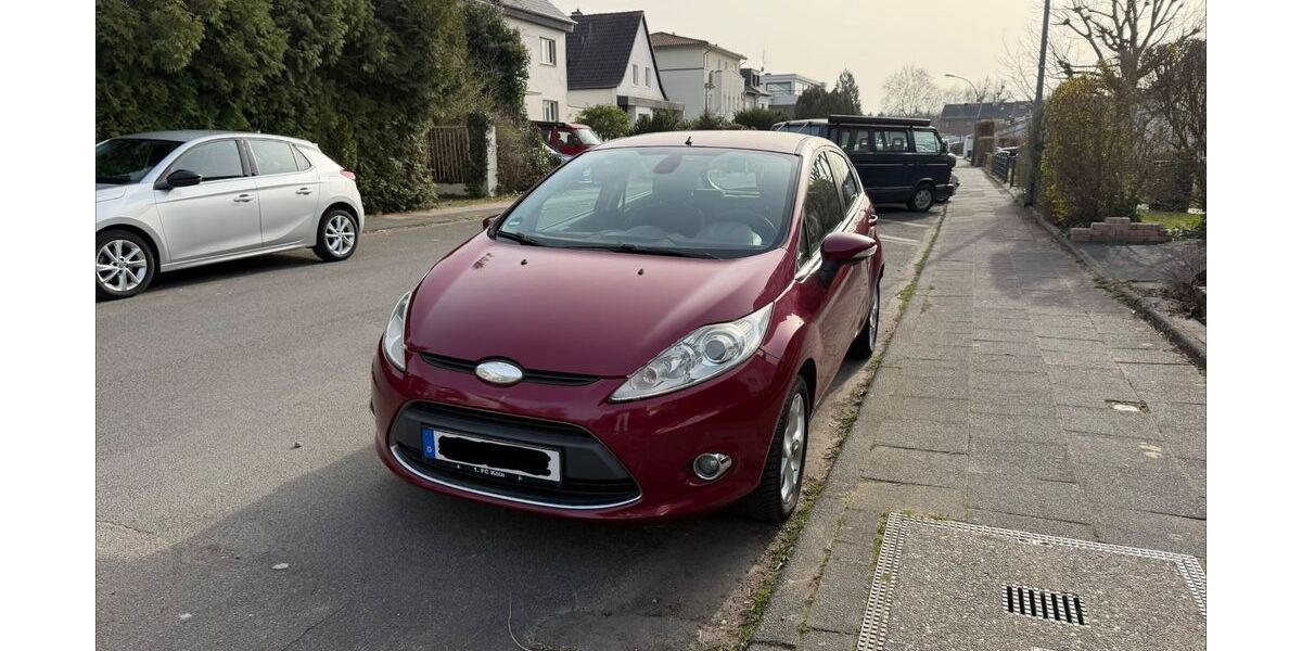 Ford Fiesta 128.000 km 3.000 &euro; Köln 51109