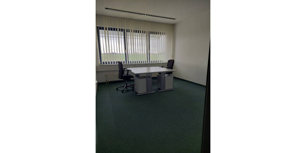 Gewerbeobjekt Zwickau Stenn - 415&euro; | Angebot:26442214