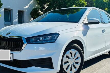 Skoda Fabia 35.000 km 13.999 &euro; Unterhaching 82008