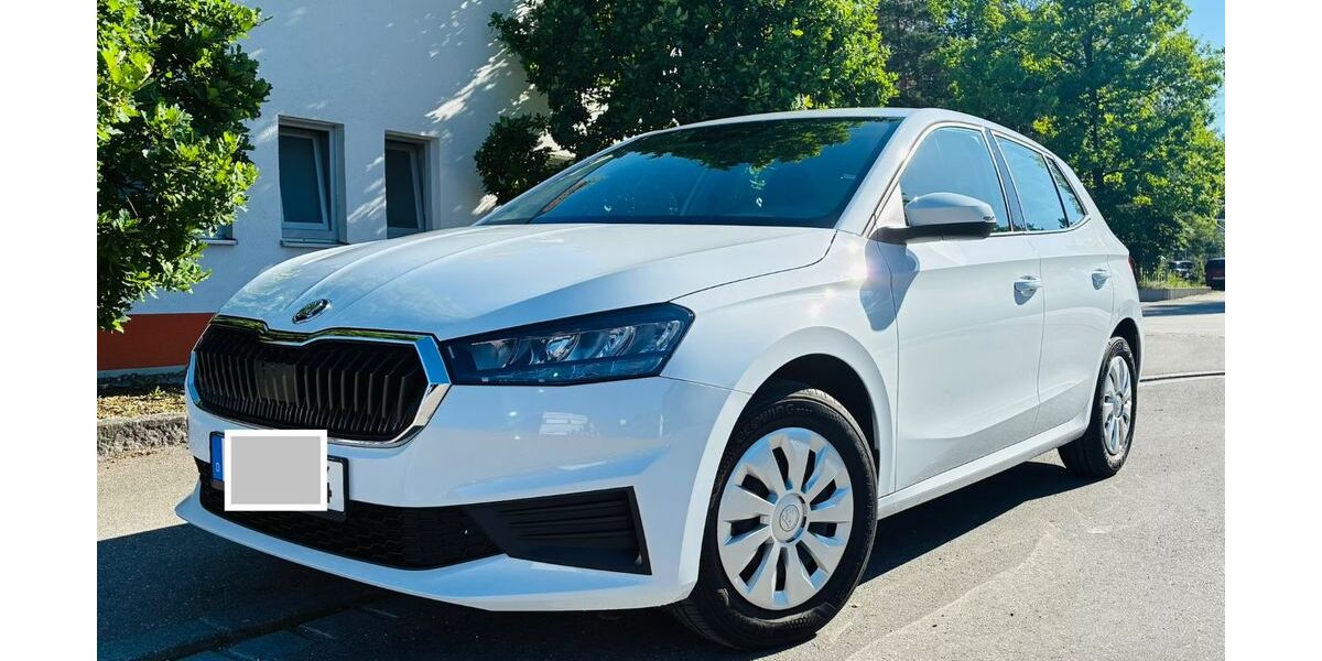 Skoda Fabia 35.000 km 13.999 &euro; Unterhaching 82008