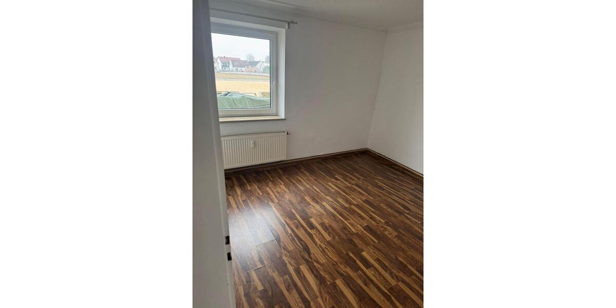 Etagenwohnung Aichach - 3 Zimmer, 75 m&sup2;, 825&euro; | Angebot:24693047