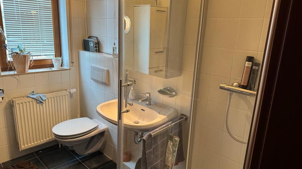 Reihenhaus Freiburg im Breisgau Munzingen - 8 Zimmer, 155 m&sup2;, 828.000&euro; | Angebot:23354923