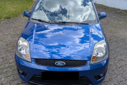 Ford Fiesta 77.000 km 7.500 &euro; Waldrach 54320
