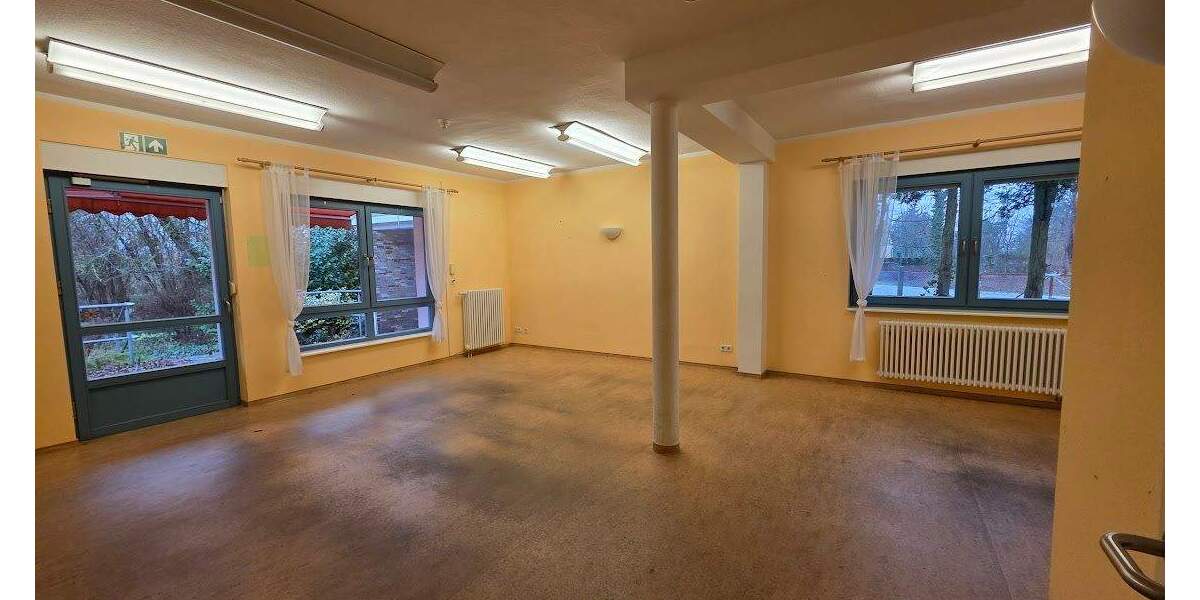 Einfamilienhaus Friesack - 5 Zimmer, 335 m&sup2;, 299.000&euro; | Angebot:25744974