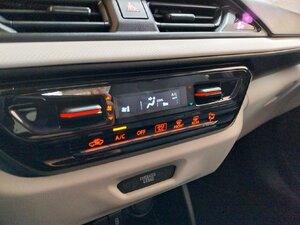 Swift Comfort Mild Hybrid Klima met. Alu