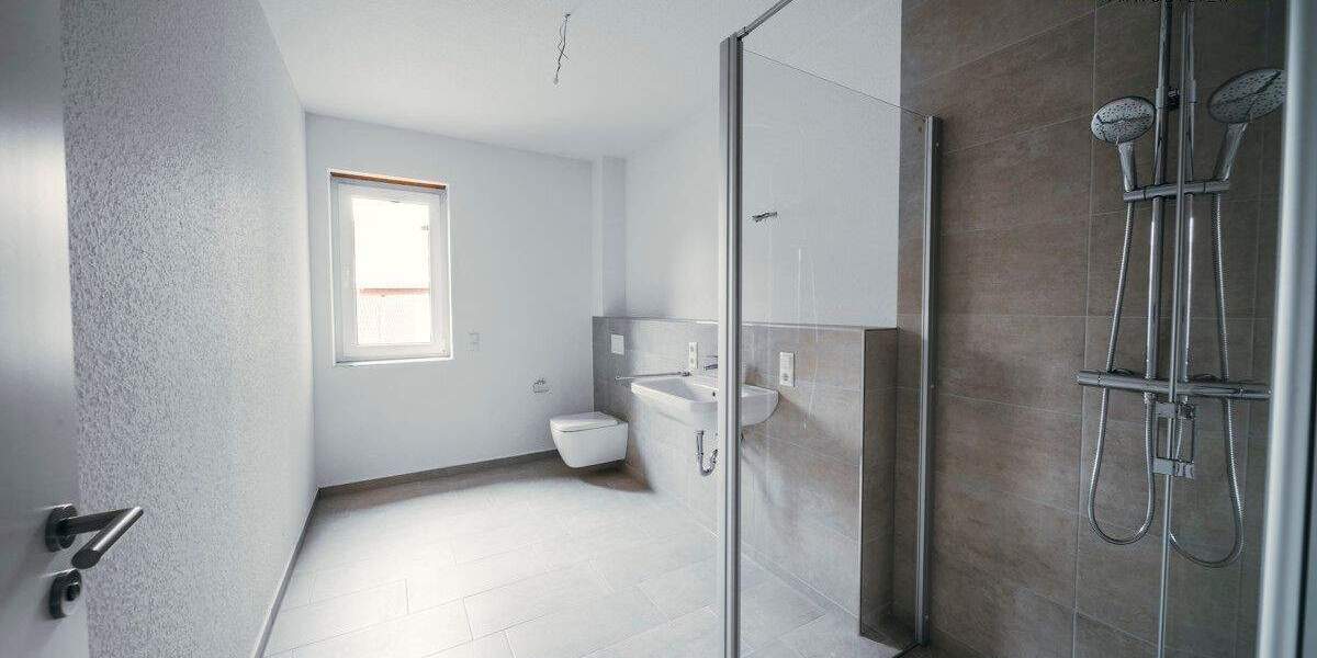 Etagenwohnung Delmenhorst / Ströhen Bungerhof - 3 Zimmer, 87 m&sup2;, 325.000&euro; | Angebot:25674962