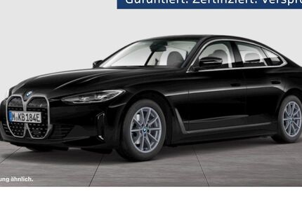 BMW i4 54.295 km 37.370 € Köln Süd 50968