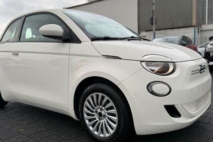 Fiat 500e 19.800 km 14.720 &euro; Alsdorf-Hoengen (bei Aachen) 52477