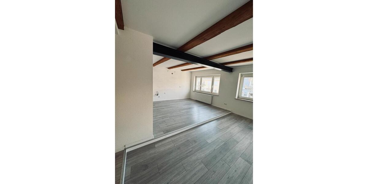 Etagenwohnung Geisenfeld - 3 Zimmer, 88 m&sup2;, 1.260&euro; | Angebot:24372954