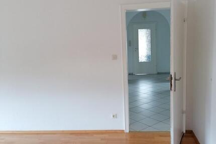 Schöne DreiZimmerwohnung ab 01.05.25 Nähe Mechernich zu vermieten